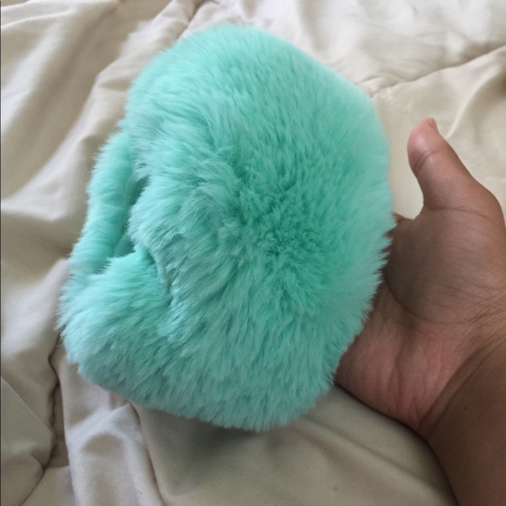 Blue pom key chain (on sale)